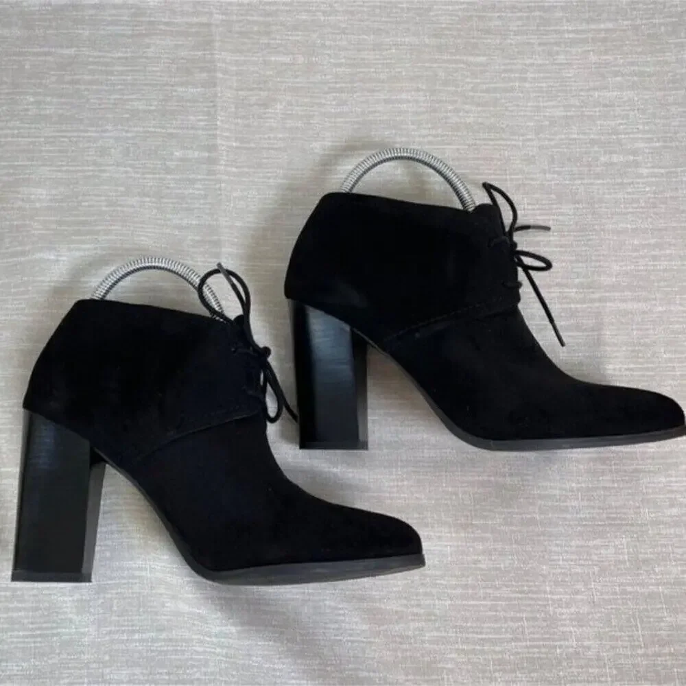 Franco Sarto Leandra Women Black Suede Lace-Up Block Heel Ankle Boots 8.5